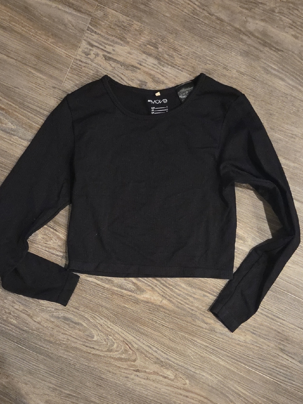 H&M Black Long Sleeve Cropped Top